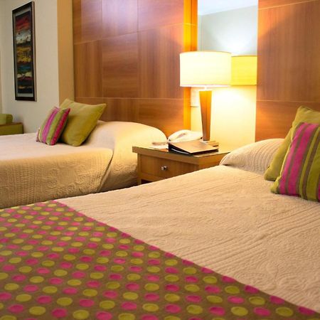 Turismo Hotel Casino Corrientes Eksteriør billede
