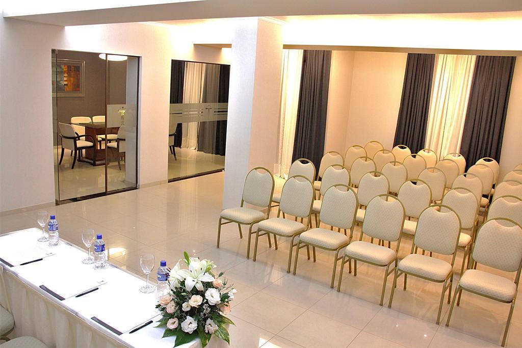 Turismo Hotel Casino Corrientes Eksteriør billede